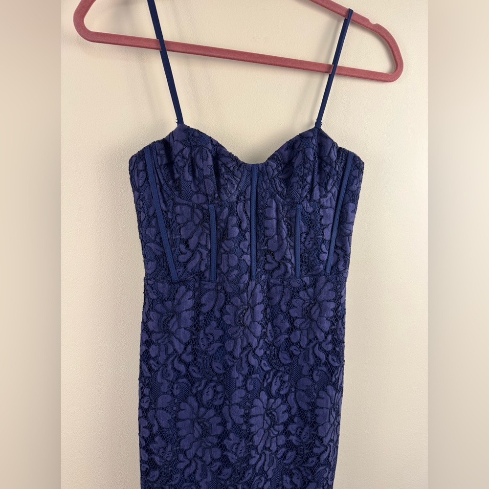 Bardot Florence Midi Lace Dress in Navy - Picture 3 of 8